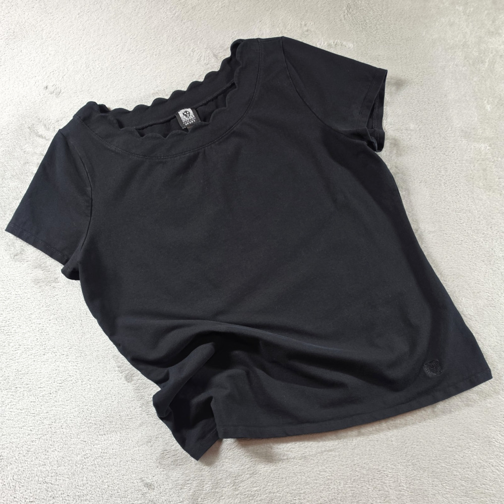 Anne Klein Shirt Top XL Scalloped Neck Classic Modern Simple Black